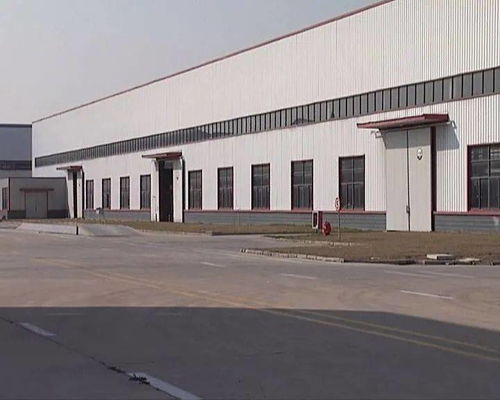 工廠一直沒(méi)幫員工交社保,每月只補(bǔ)貼幾百塊錢,現(xiàn)在補(bǔ)貼發(fā)不出來(lái),員工造反了,這筆賬怎么算